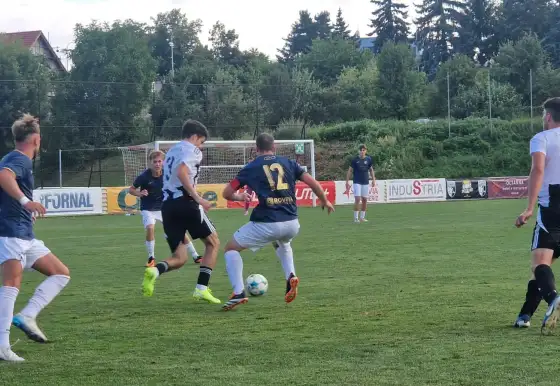 SK HS Kroměříž B : SFK ELKO Holešov A