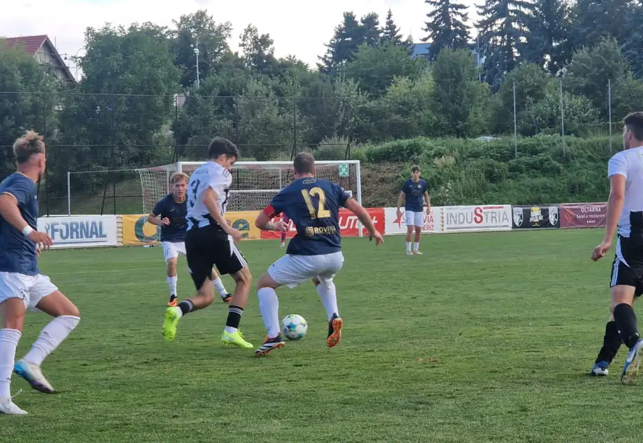 SK HS Kroměříž B : SFK ELKO Holešov A