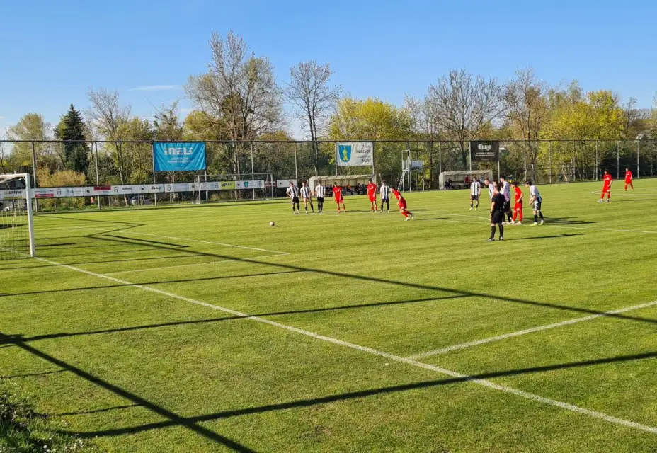 SFK ELKO Holešov A : TJ Sokol Lanžhot