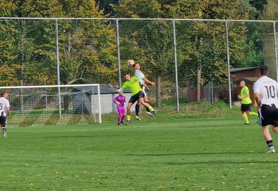 SFK ELKO Holešov A : TJ Skaštice