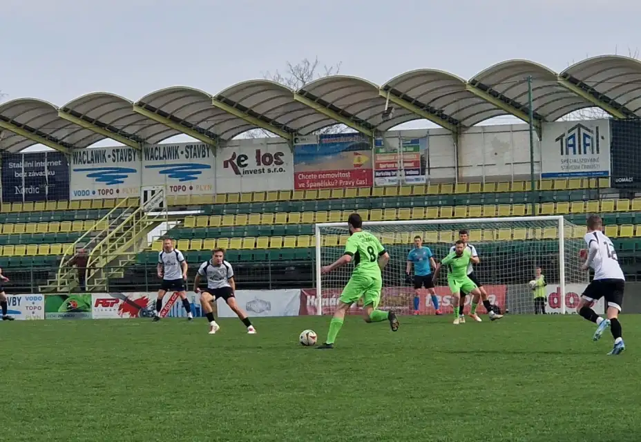 1. HFK Olomouc : SFK ELKO Holešov A