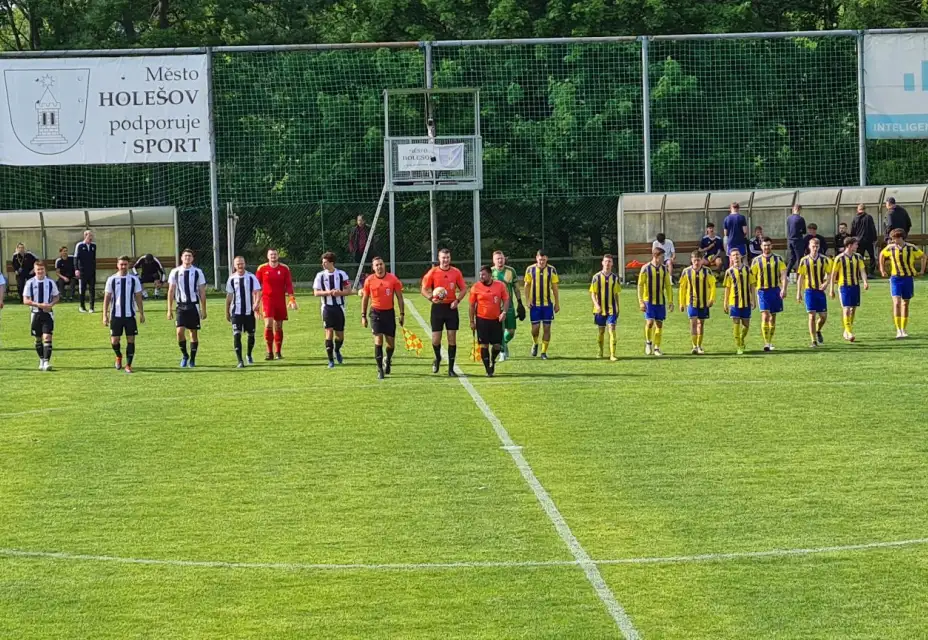 SFK ELKO Holešov A : SK Baťov 2:0 (1:0)