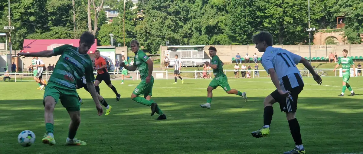 TJ Slovan Bzenec : SFK ELKO Holešov A 2:0 (1:0)