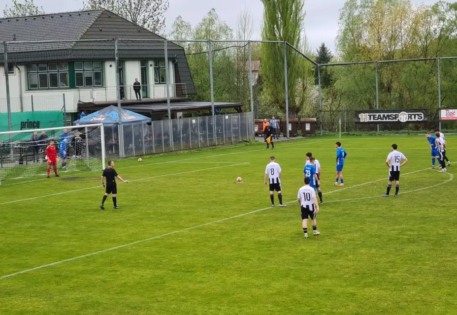 SFK ELKO Holešov A : FK Šumperk 1:4 (0:0)