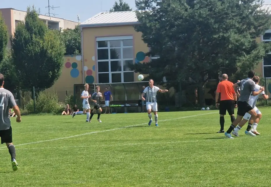 SFK ELKO Holešov B : FK Lubná 1959