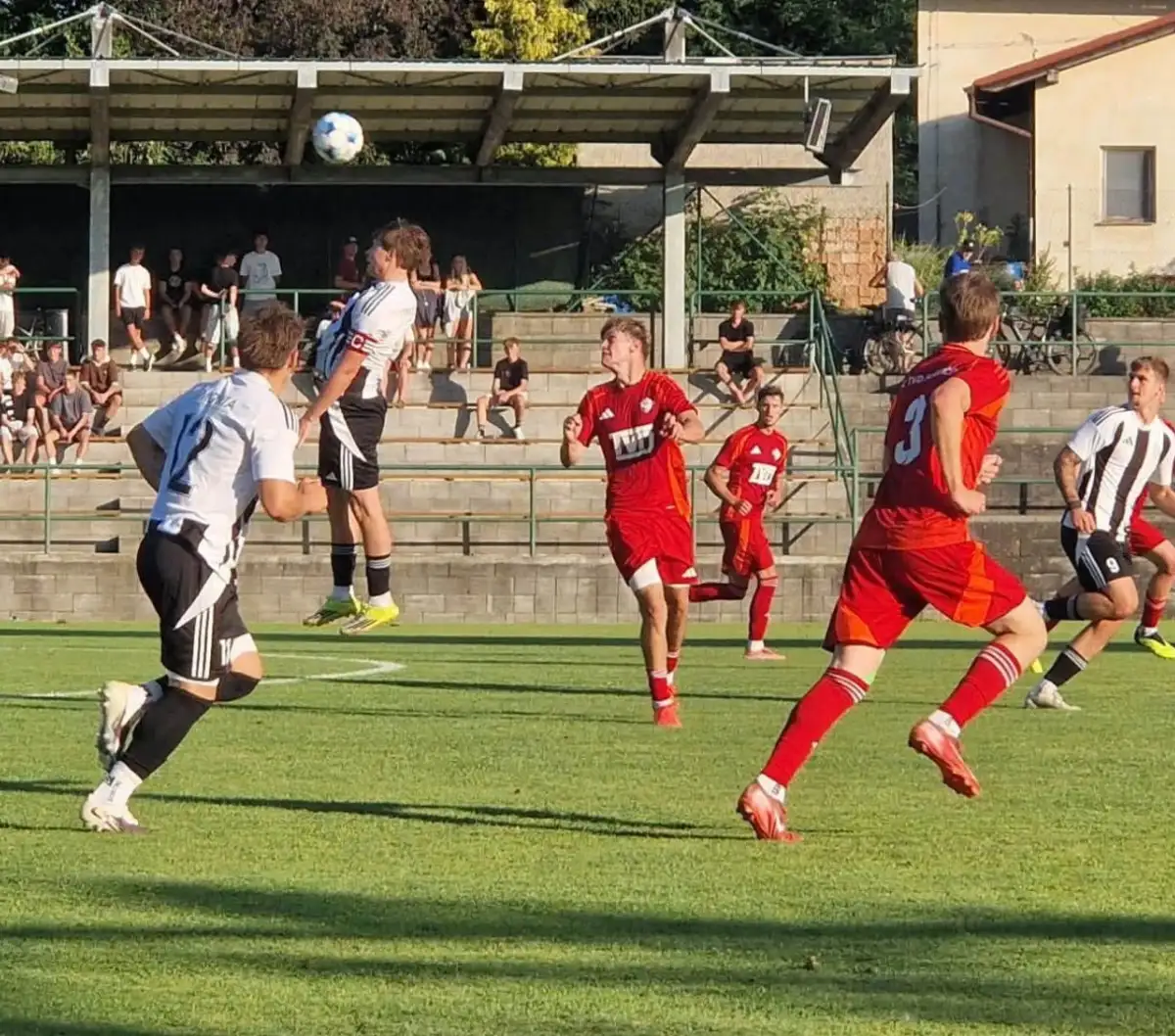 SFK ELKO Holešov A : FC TVD Slavičín 1:3 (1:0)