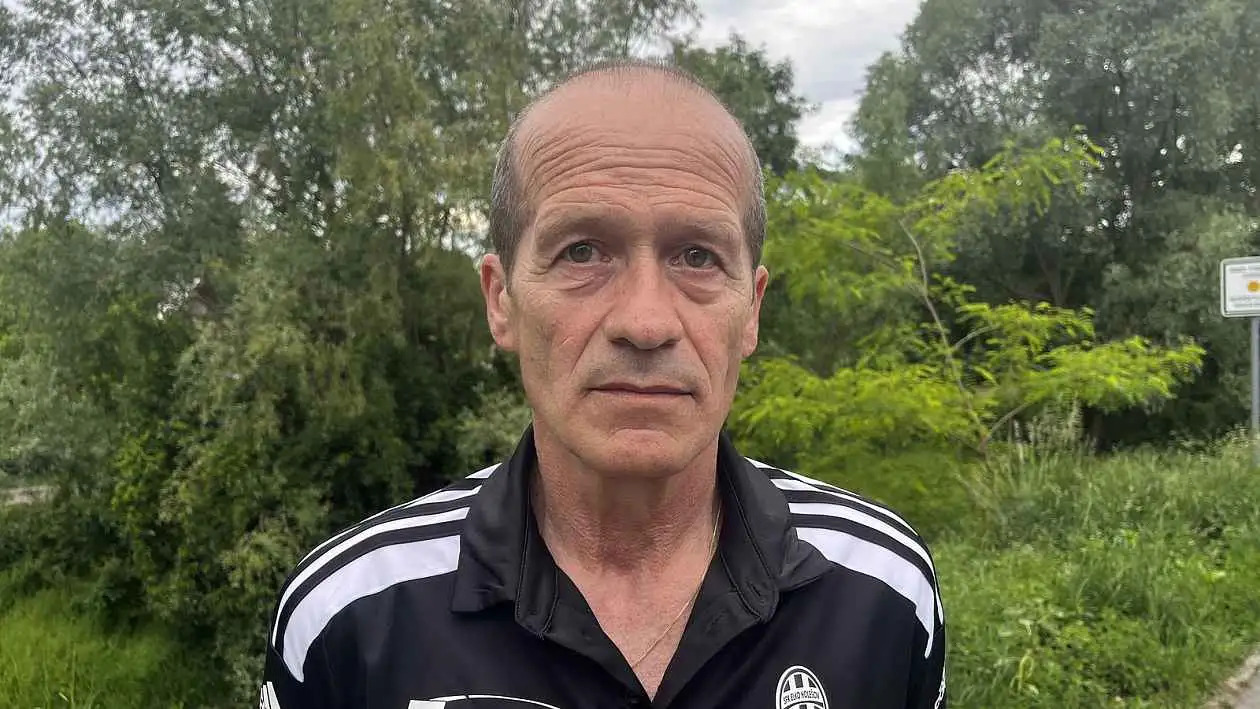 Skácel skončil na lavičce Holešova