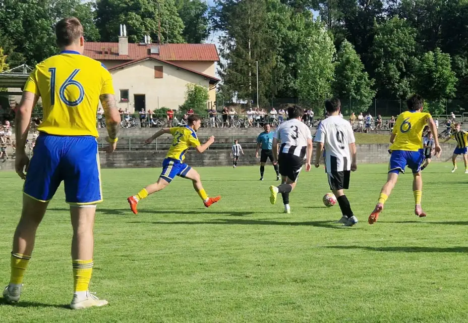 SFK ELKO Holešov A : SK Baťov 1930 3:0 (2:0)